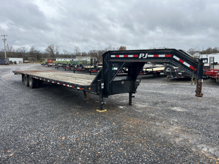 Used 2015 PJ Trailers 102"x35' 24k Hydraulic Dovetail Trailer