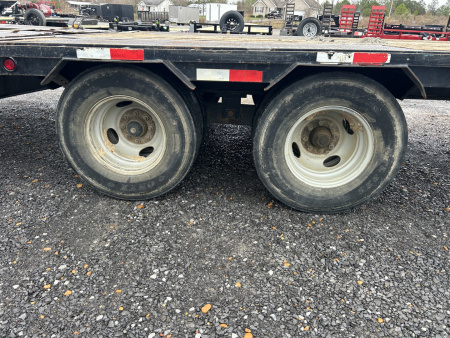 Used 2018 Load Trail 102"X25' 22K Gooseneck Flatbed Trailer