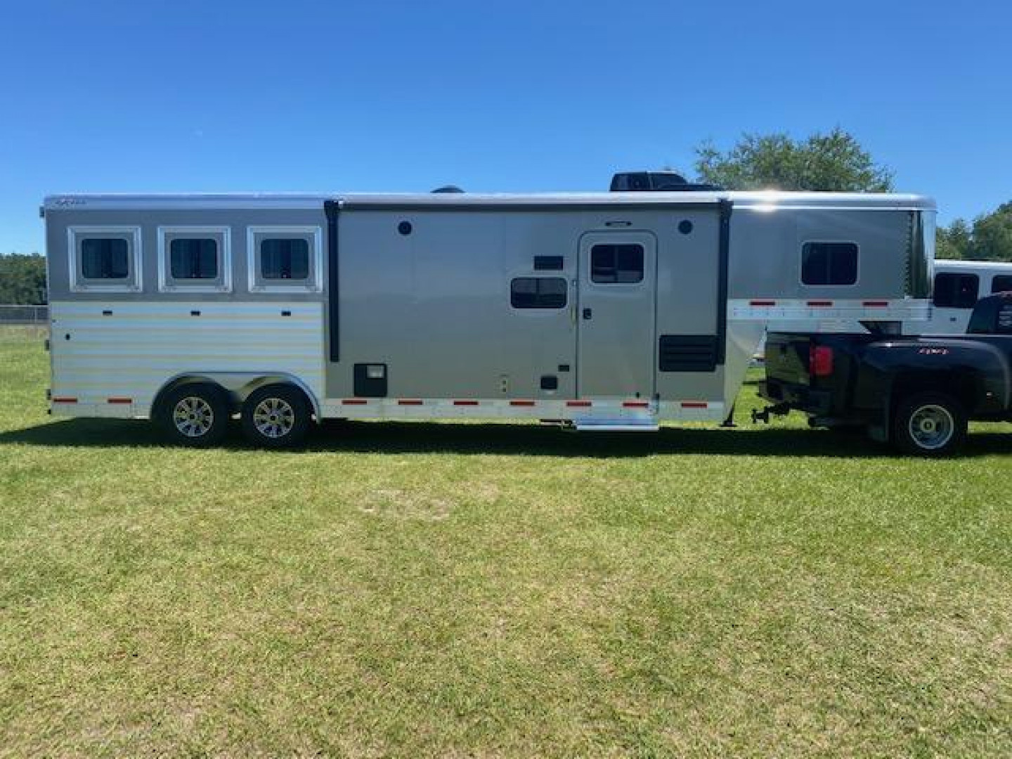 New 2025 Exiss Trailers 2025 Exiss Endeavor 8310 LQ IN STOCK Horse Trailer