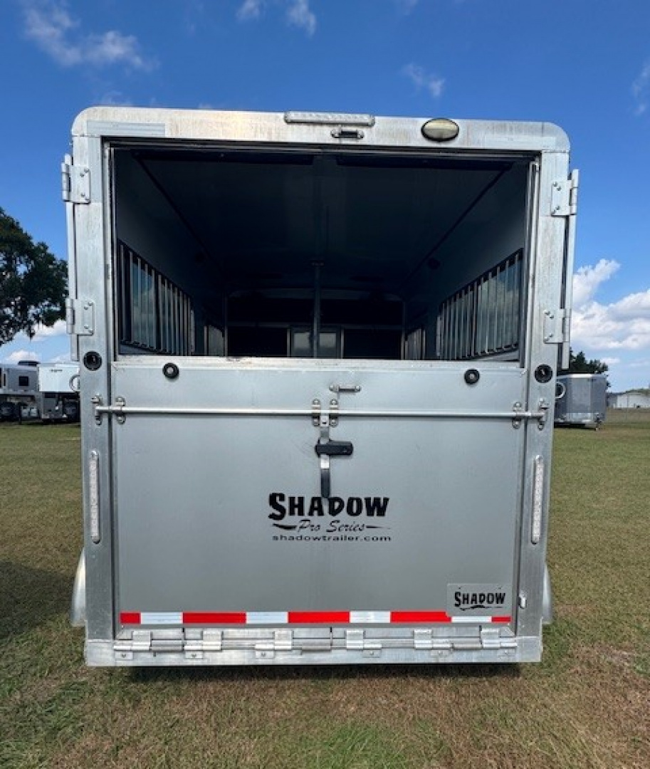 Used 2022 Shadow 2022 Shadow 2H Pro Series Straight Load Horse Trailer Horse Trailer