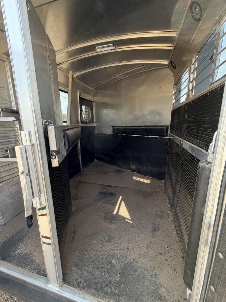 Used 1999 4-Star Trailers 2 HORSE GN