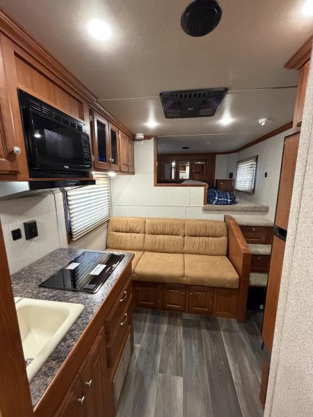 Used 2022 Sundowner Trailers Santa Fe 6905 4H