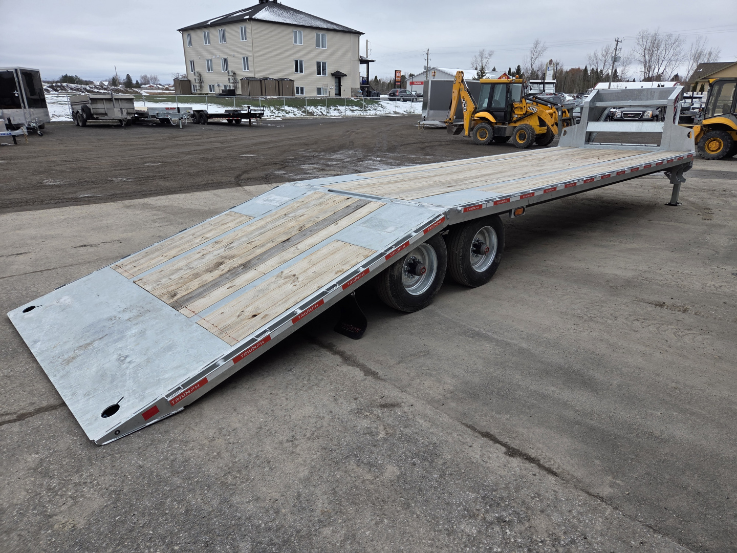 New 2026 Triumph Trailers 14 Ton 32' Dovetail Tilt Trailer