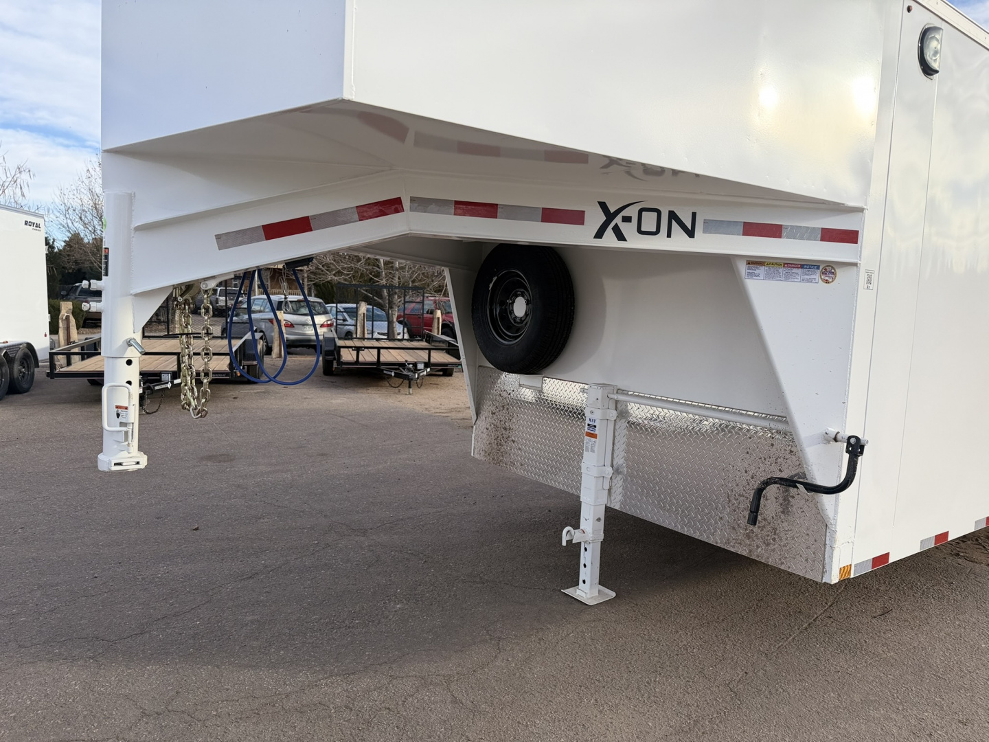 New 2026 X-On 8-24 Gooseneck Enclosed Contractor Trailer (DESC)