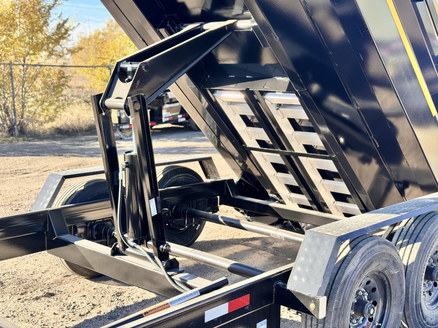 New 2026 Southland Trailers 7-14 Dump 7 Gauge Floor 8K Axles