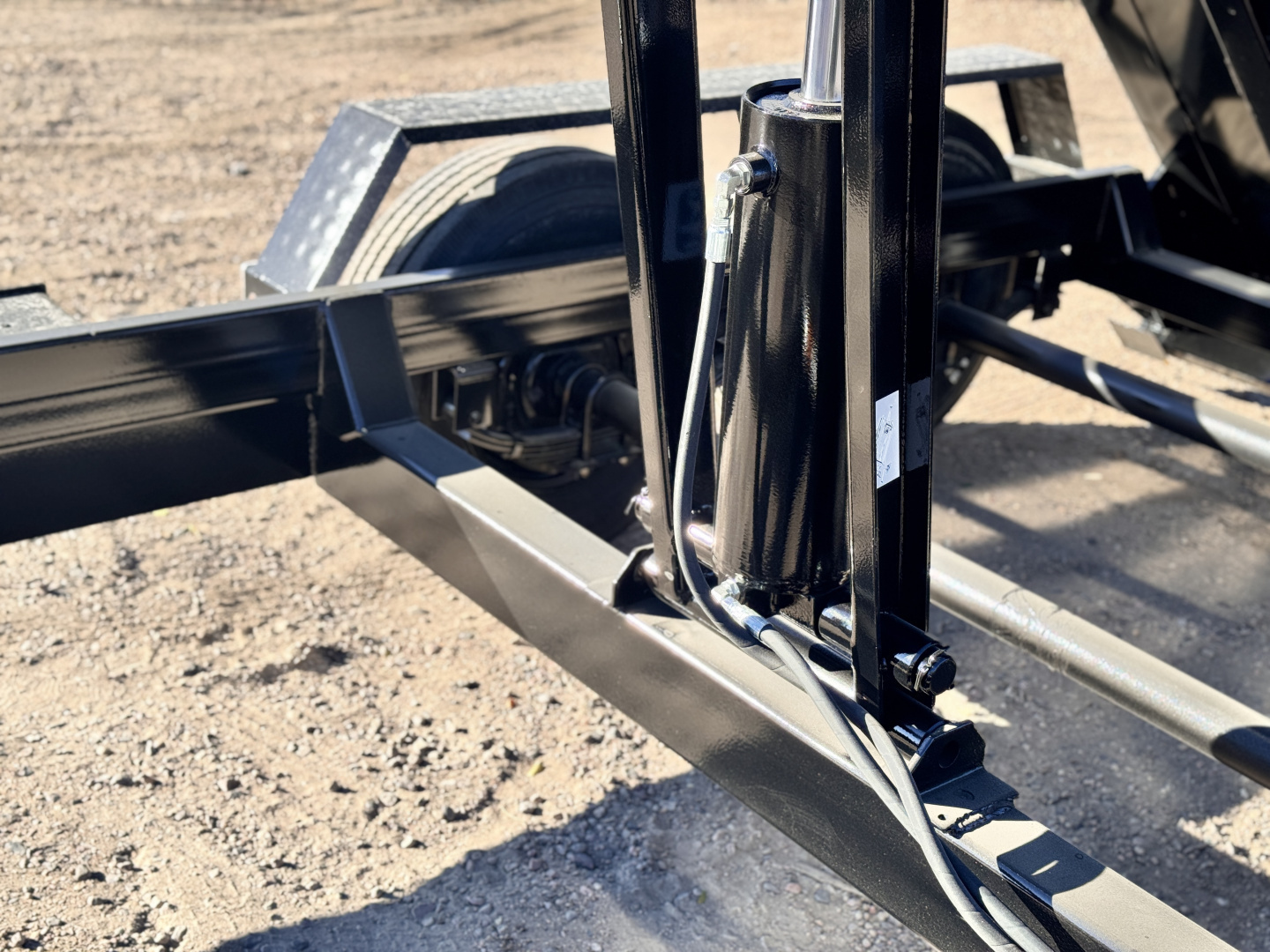 New 2026 Southland Trailers 7-14 Dump 7 Gauge Floor 8K Axles