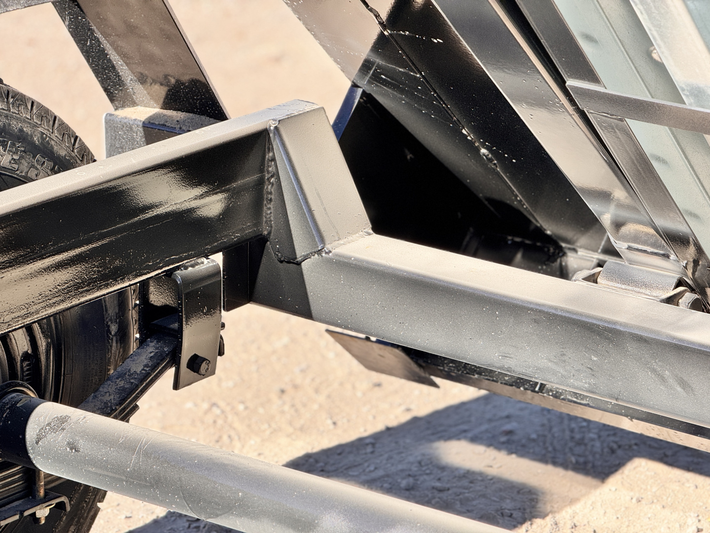 New 2026 Southland Trailers 7-14 Dump 7 Gauge Floor 8K Axles