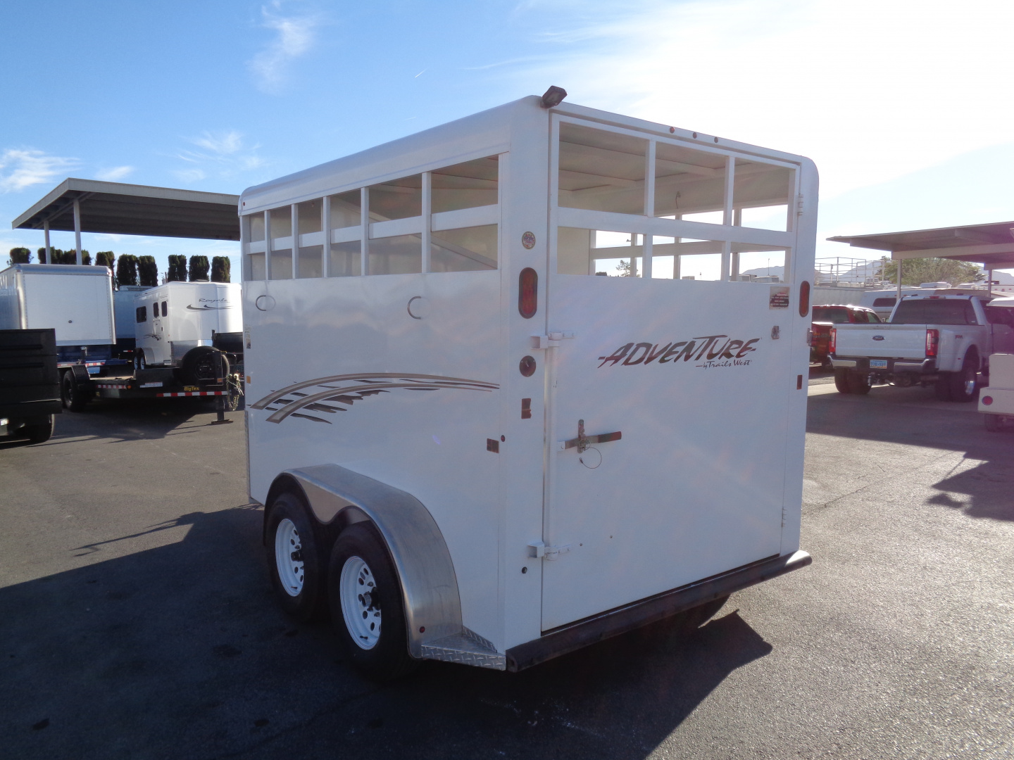 Used 2017 Trails West * ADVENTURE II 2H * 2 Horse Slant Load Horse Trailer