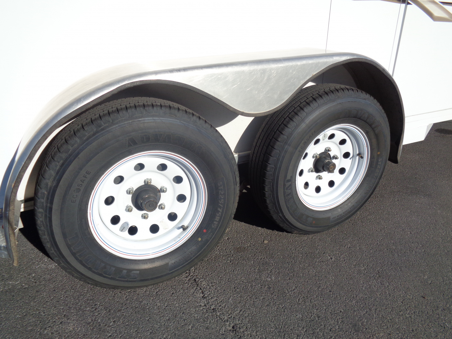 Used 2017 Trails West * ADVENTURE II 2H * 2 Horse Slant Load Horse Trailer