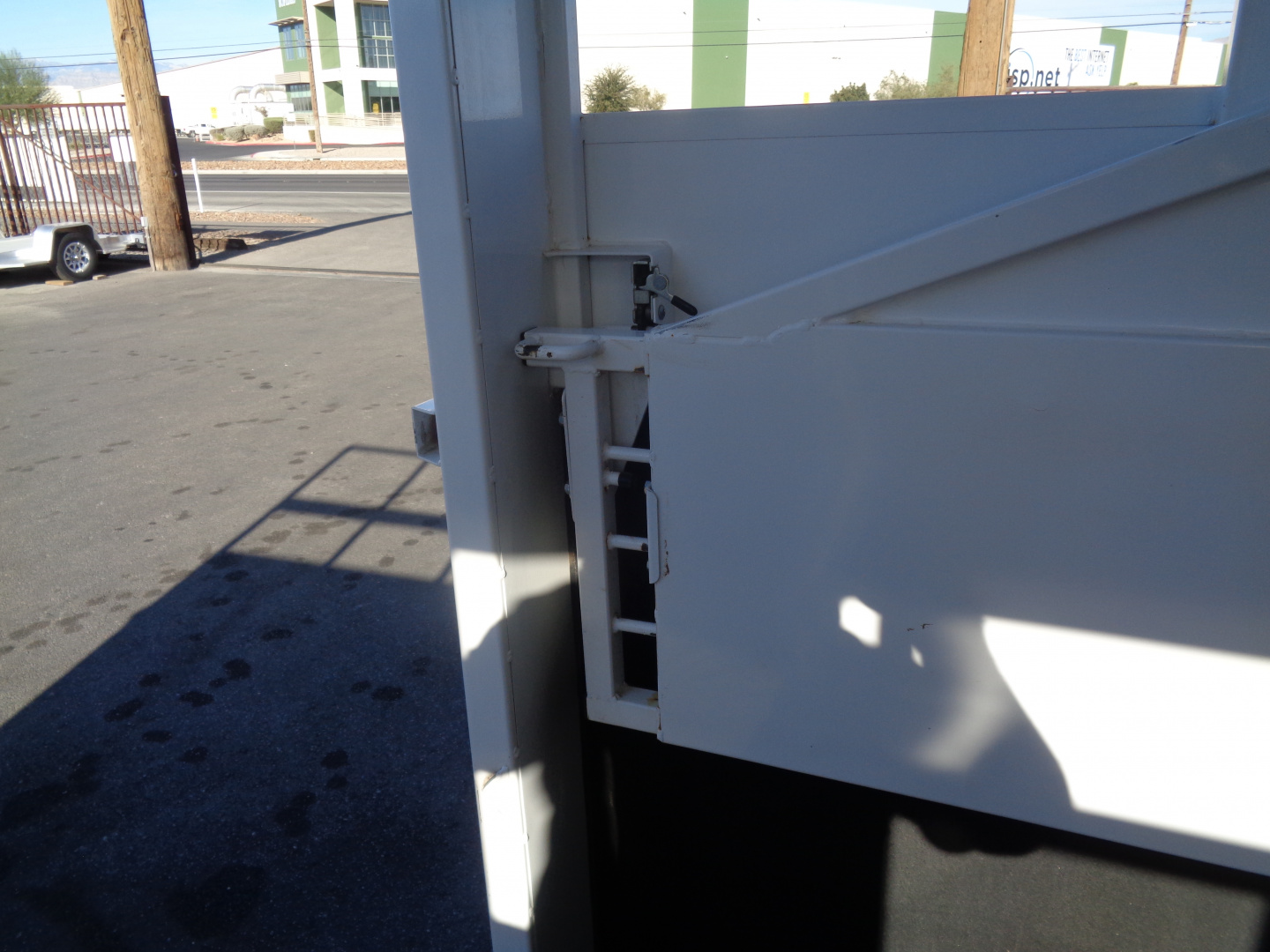 Used 2017 Trails West * ADVENTURE II 2H * 2 Horse Slant Load Horse Trailer