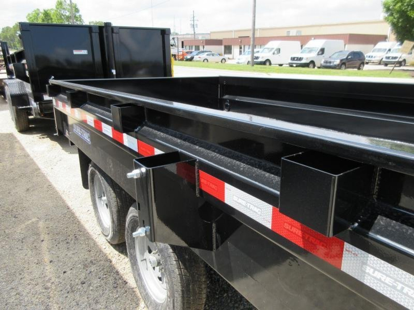 New 2026 Sure-Trac 6 X 10 SD Deckover Dump Trailer 7K Single Ram Dump Trailer