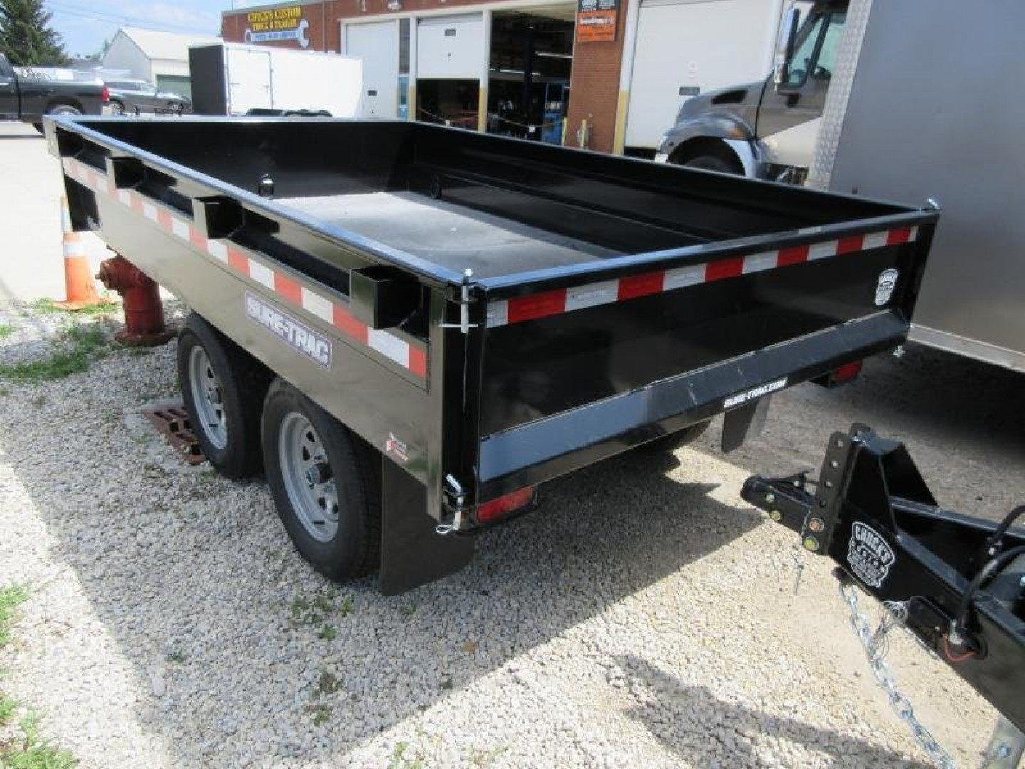 New 2026 Sure-Trac 6 X 10 SD Deckover Dump Trailer 7K Single Ram Dump Trailer
