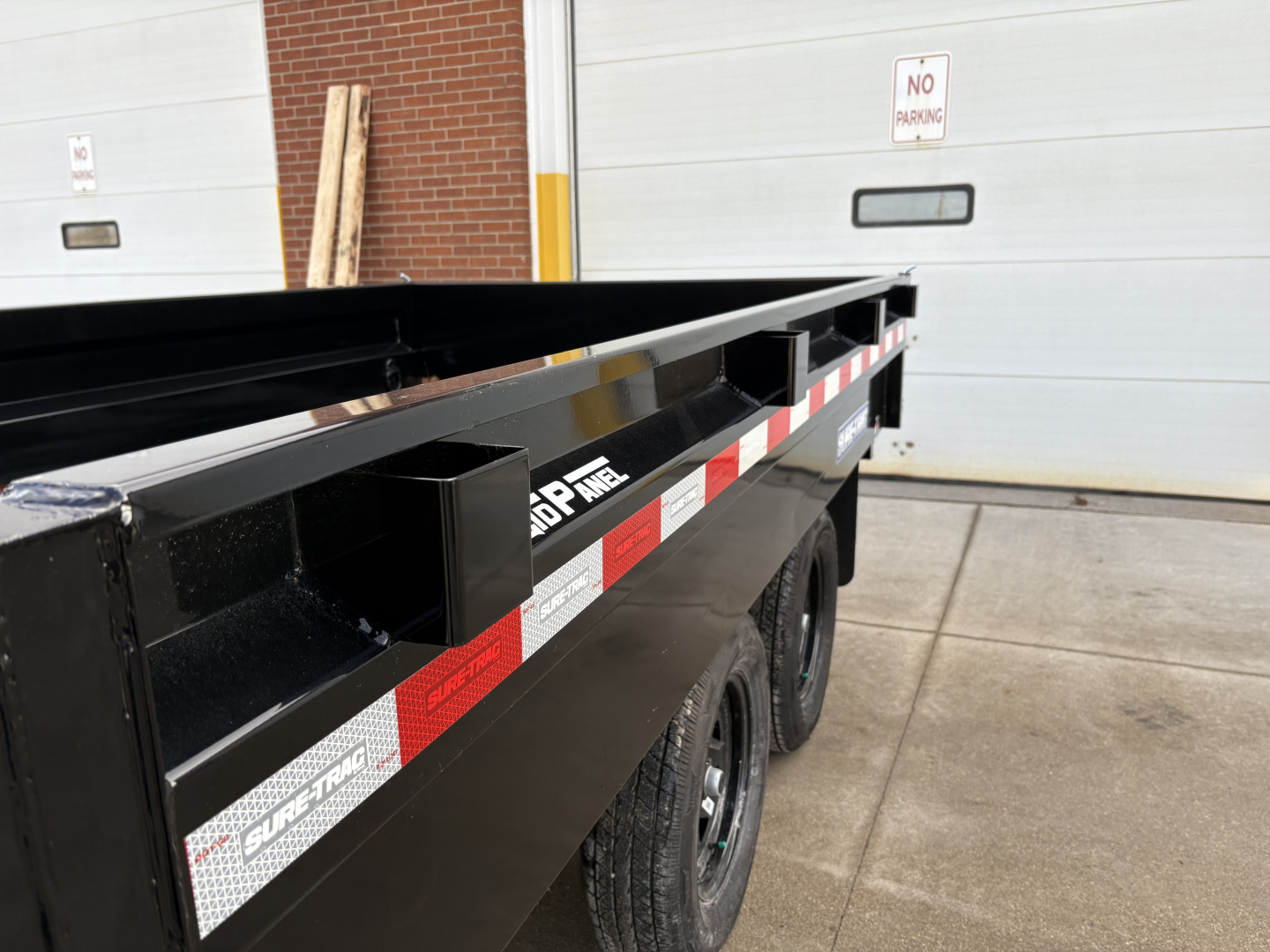 New 2026 Sure-Trac 6 X 10 SD Deckover Dump Trailer 7K Single Ram Dump Trailer