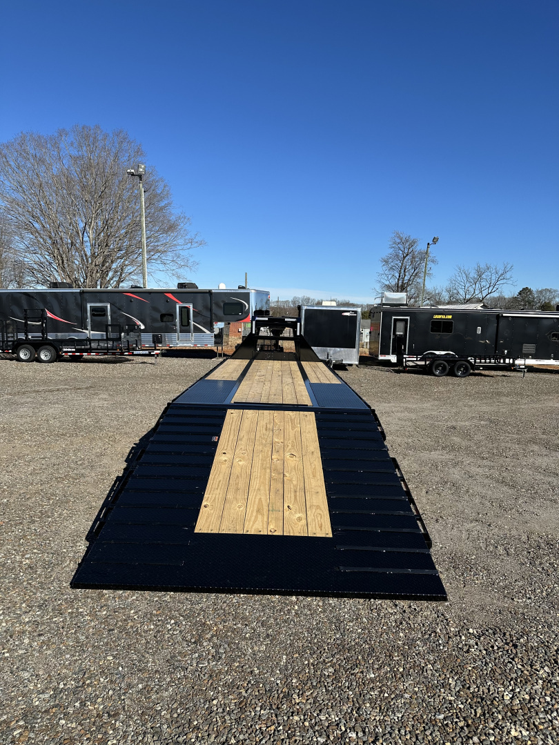 New 2026 Load Trail 102 X 32 HYD TAIL Equipment Trailer