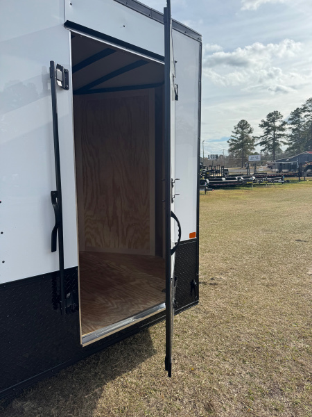 New 2026 Homesteader Trailer 716ITOHV Cargo / Enclosed Trailer