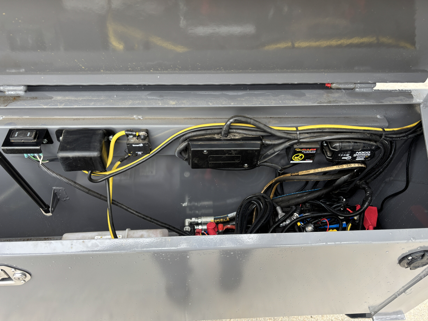 New 2025 Midsota 82"x16' Gooseneck Roll Off Dump Trailer