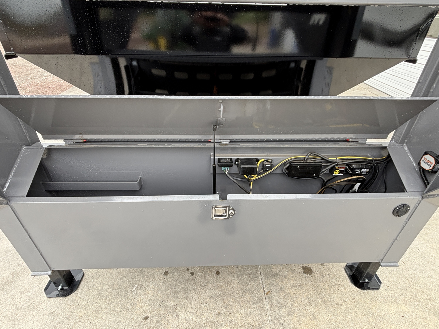 New 2025 Midsota 82"x16' Gooseneck Roll Off Dump Trailer