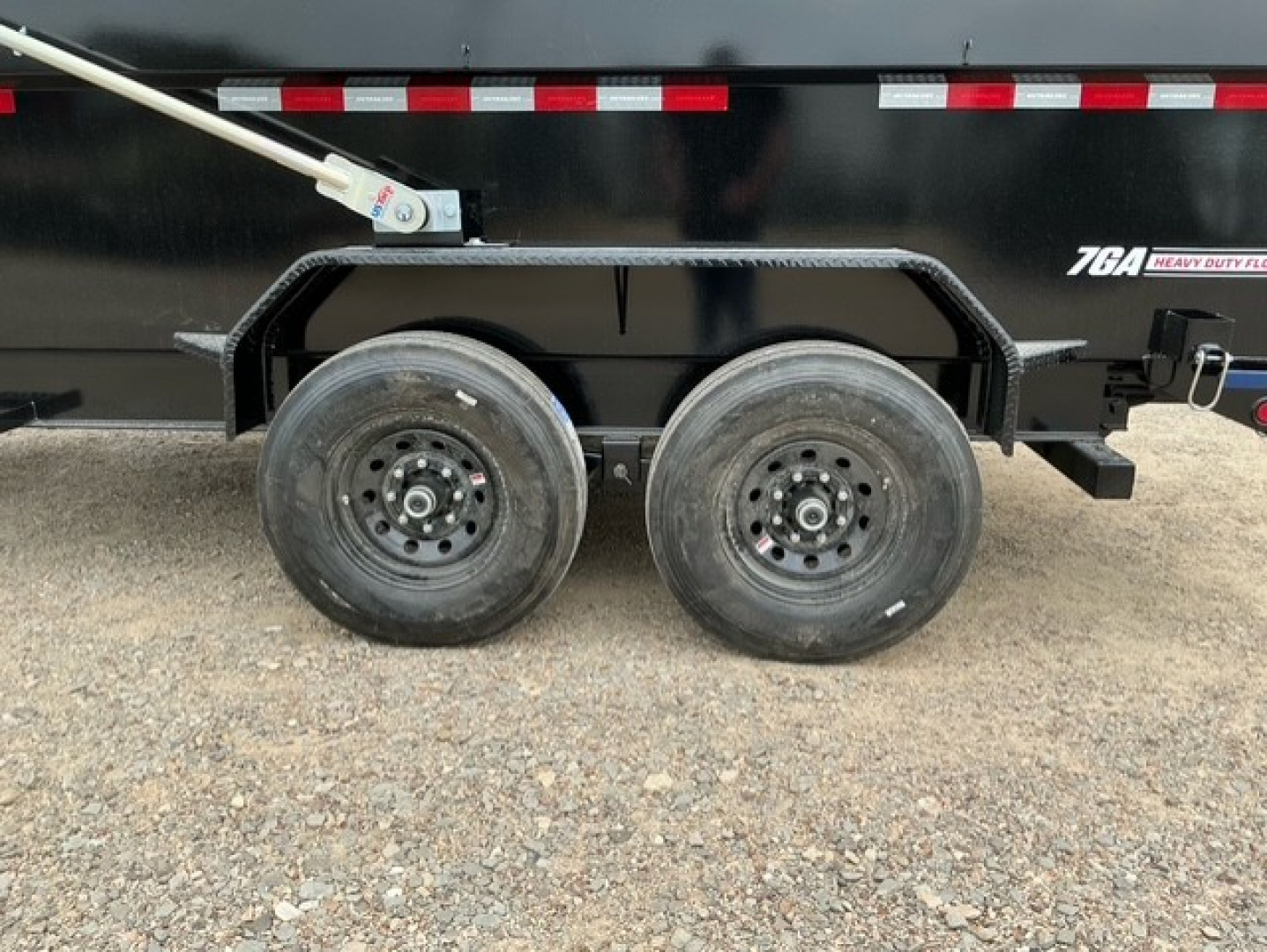 New 2026 PJ 83"x14' BP Tandem Axle Low Pro Telescopic Dump w/ 48" Sides – DT Voyager Package