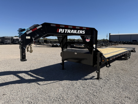 New 2026 PJ 102”x30’ Quest Gooseneck Flatbed w/ Singles – LQ