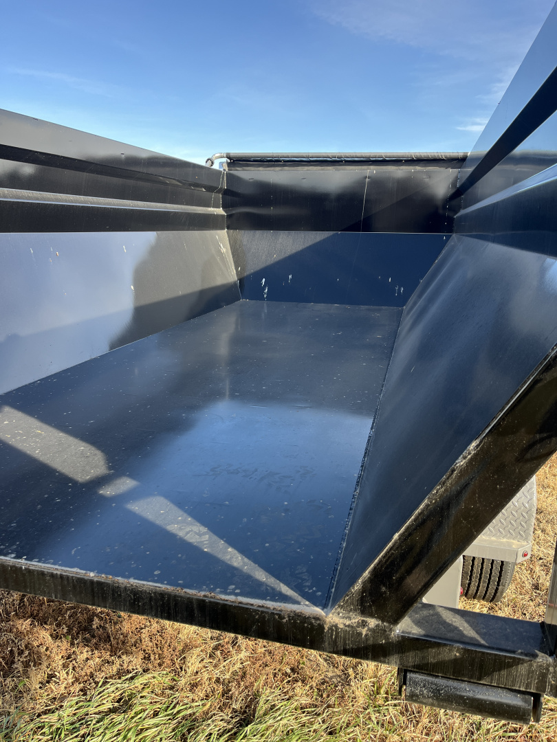 New 2025 Midsota 82"W x 16'L x 4' H Roll Off Bin