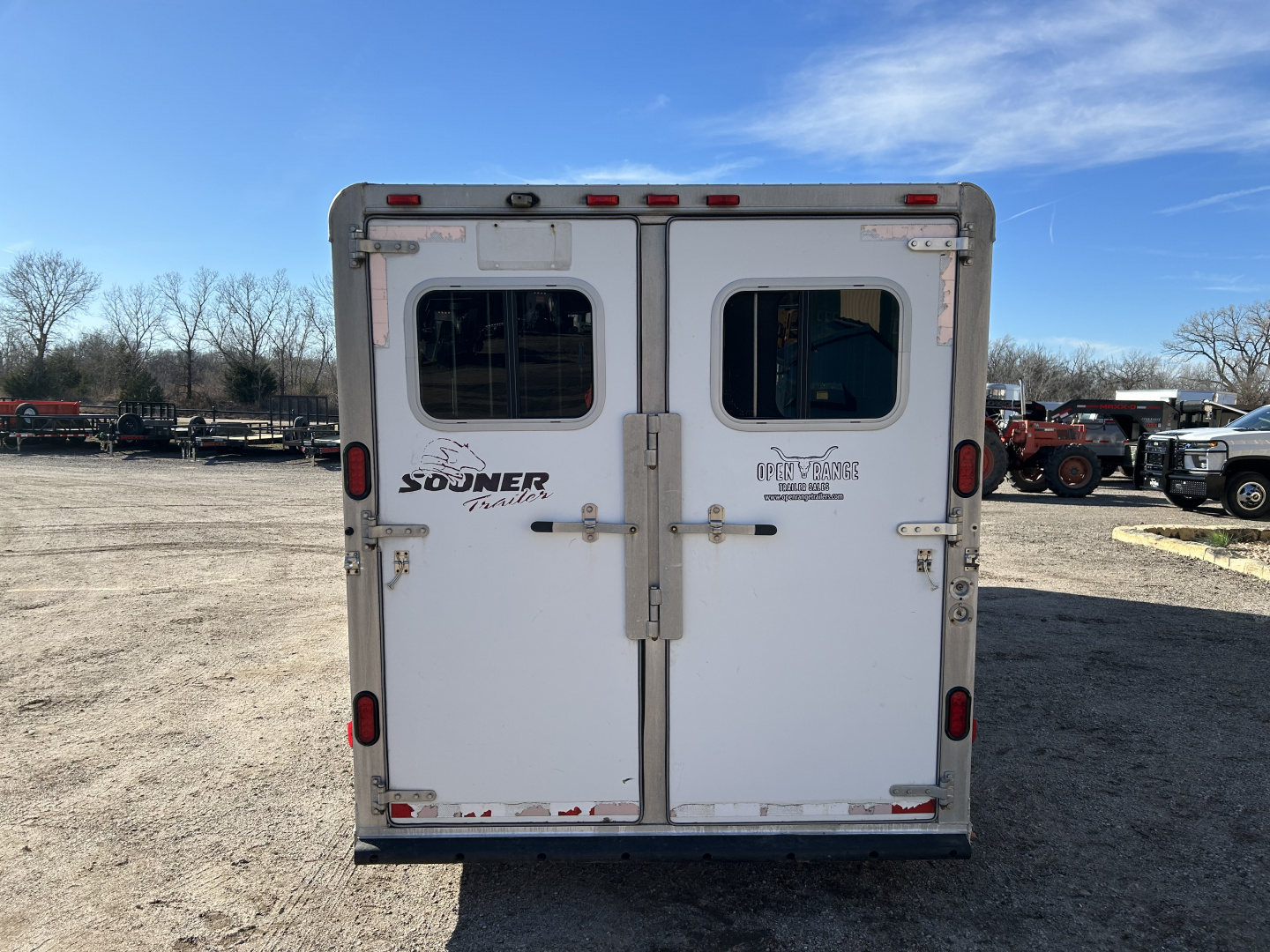 Used 2001 Sooner 3 Horse Trailer