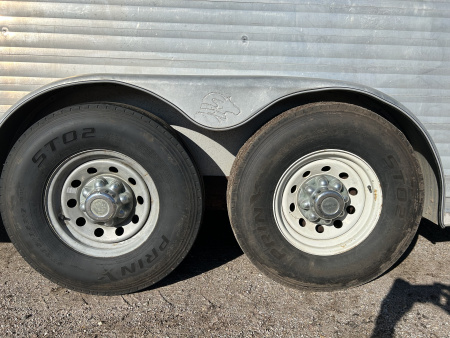 Used 2001 Sooner 3 Horse Trailer