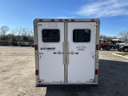 Used 2001 Sooner 3 Horse Trailer