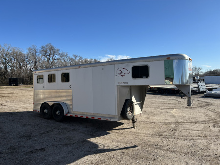 Used 2001 Sooner 3 Horse Trailer