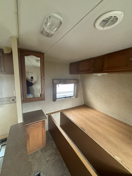Used 2006 Dutchmen Mfg Four Winds Travel Trailer