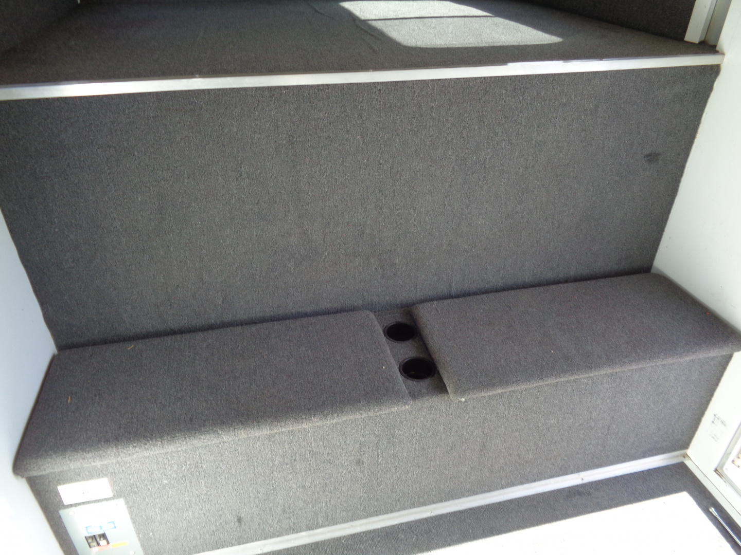 Used 2002 Circle J * Mirage 4H GN * 4 Horse Gooseneck Horse Trailer