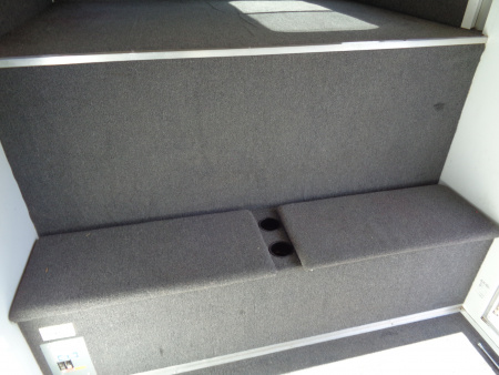 Used 2002 Circle J * Mirage 4H GN * 4 Horse Gooseneck Horse Trailer