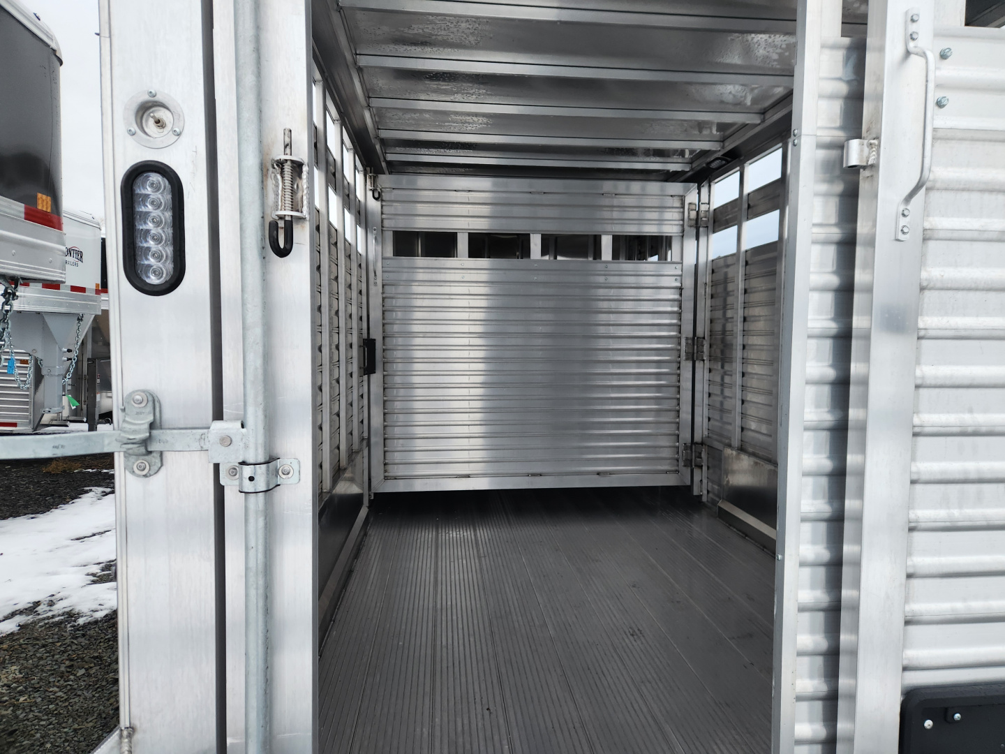 New 2026 Frontier Trailers LIVESTOCK 18-7 Stock / Stock Combo Trailer