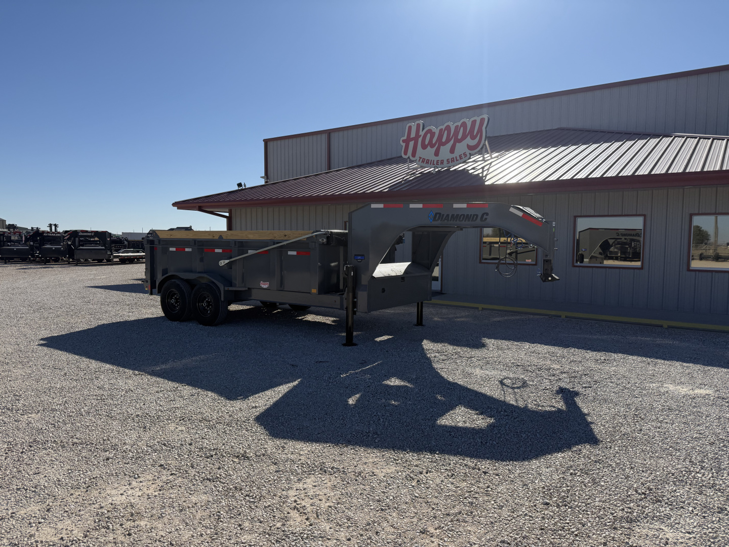 New 2026 Diamond C 82"x14' GN HD Low Profile Telescopic Dump w/ 32" Sides - LPT-GN207 Pacesetter Edition