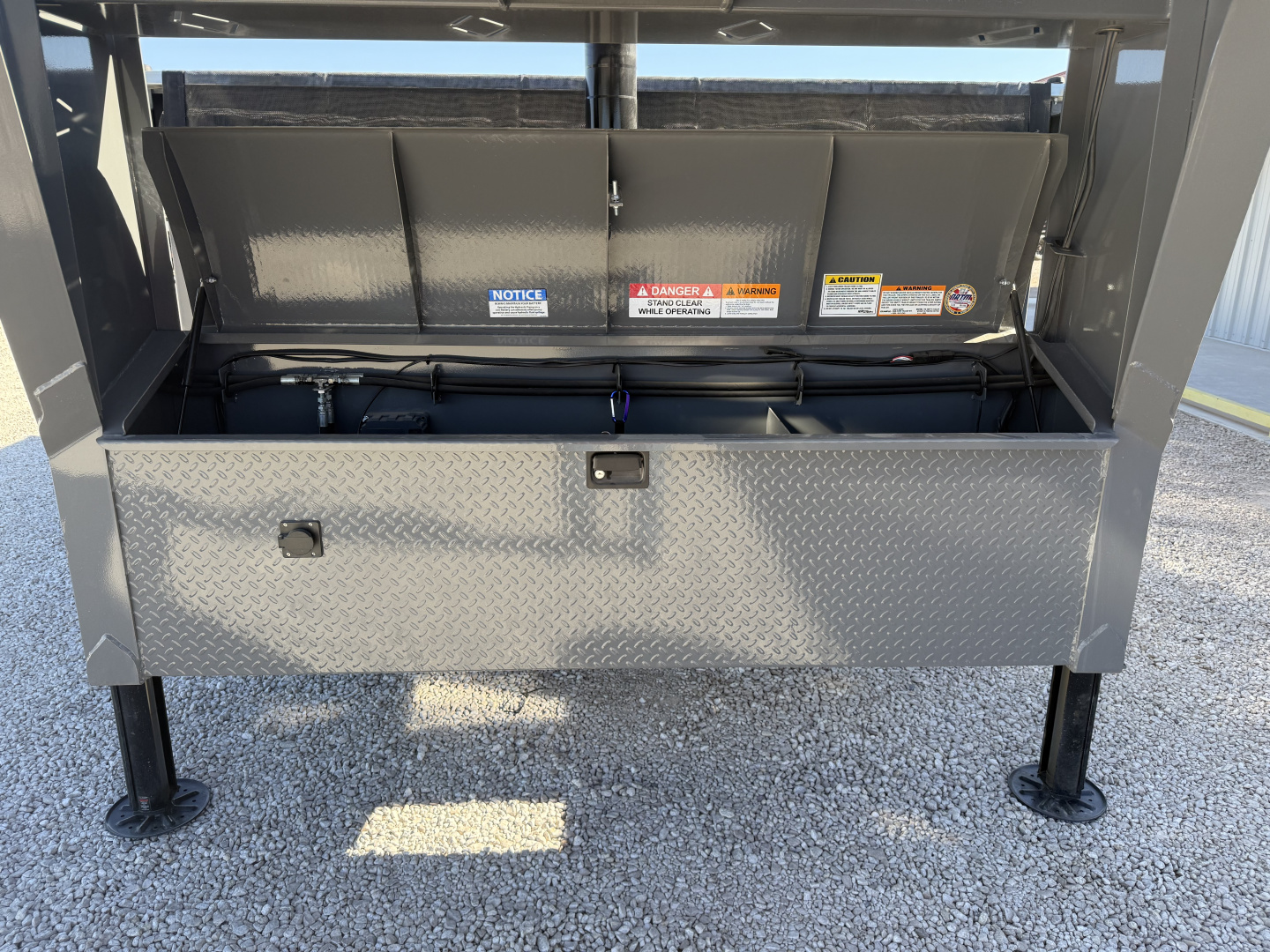 New 2026 Diamond C 82"x14' GN HD Low Profile Telescopic Dump w/ 32" Sides - LPT-GN207 Pacesetter Edition