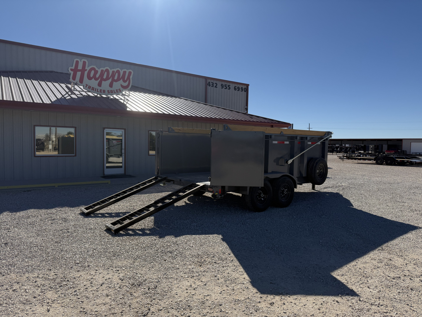 New 2026 Diamond C 82"x14' BP HD Low Profile Telescopic Dump w/ 44" Sides - LPT207 Pacesetter Edition