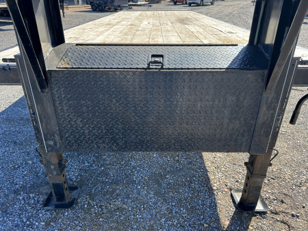 Used 2021 Circle D 102"X29' 22K Gooseneck Flatbed Trailer