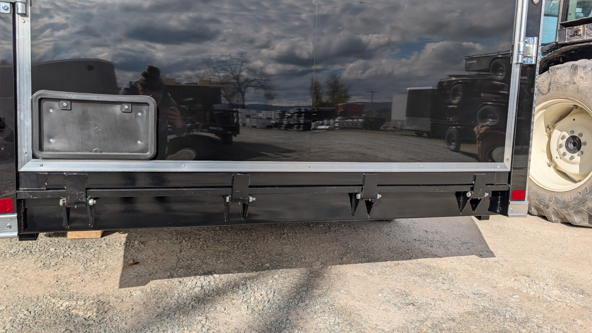 New 2026 BELMONT 7x16 HD V-Nose Contractor Cargo Trailer w/ HD RAMP DOOR ( 9990# GVW - POLYCOR EXTERIOR!)