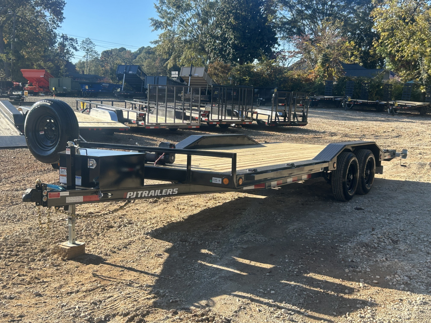 New 2026 PJ Trailers 7x20 TA 10k B5 Driveover Car Hauler Equipment Trailer