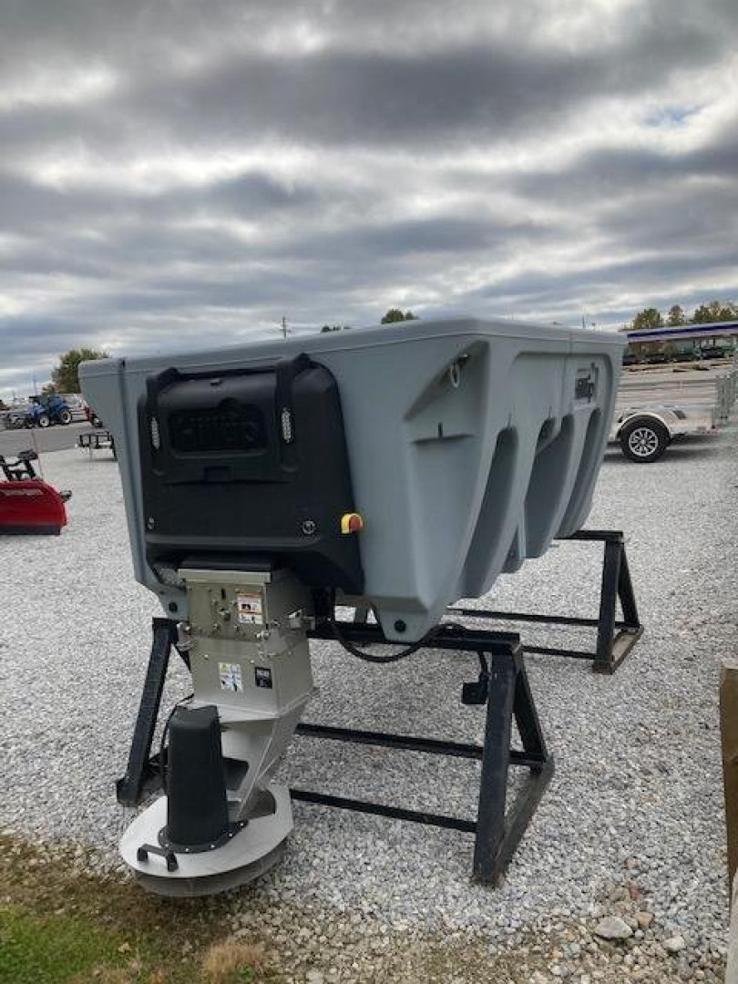 New 2023 Hilltip 3400AM Salt Spreader