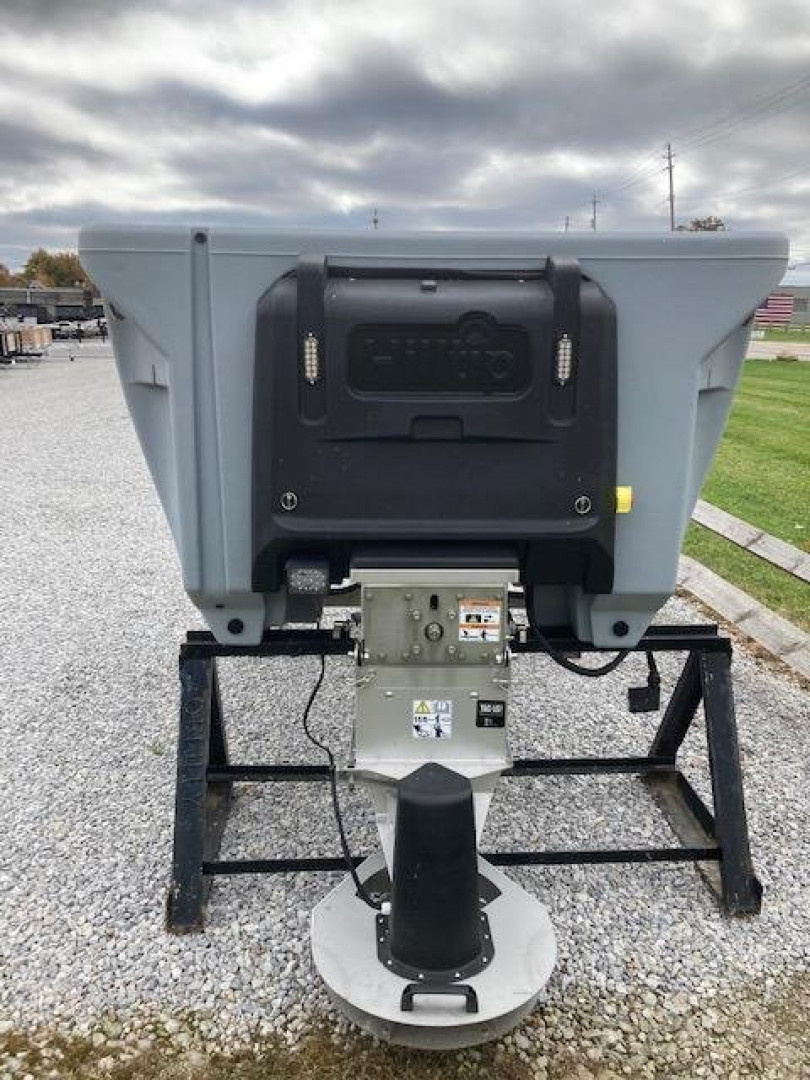 New 2023 Hilltip 3400AM Salt Spreader