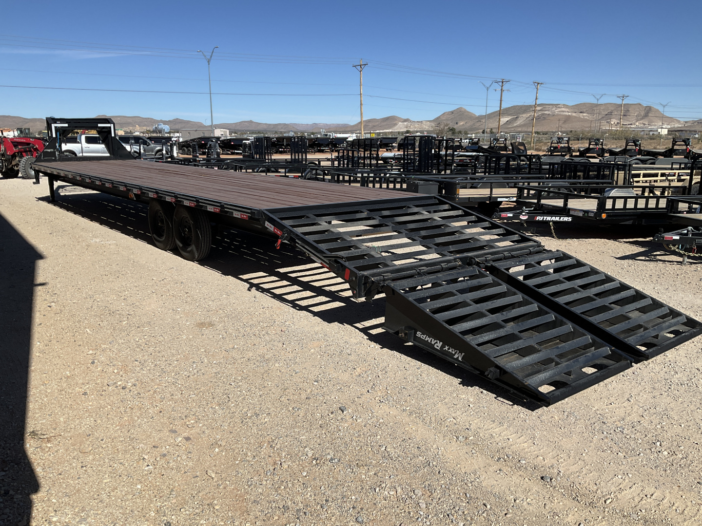 Used 2025 Trail Maxx 102