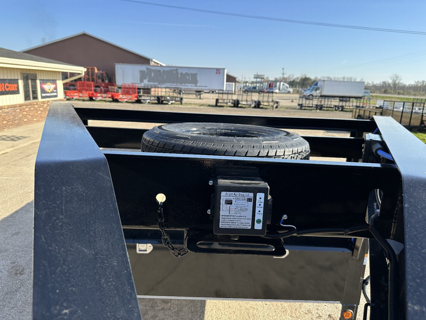 New 2026 Load Trail 102x40 Low-Pro w/Drive Over Fenders 21k Gooseneck Bodies