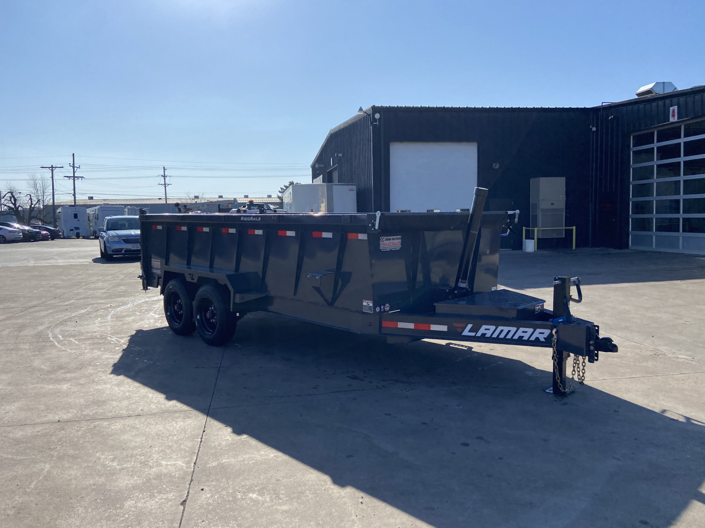 New Lamar Dump Trailer 16'