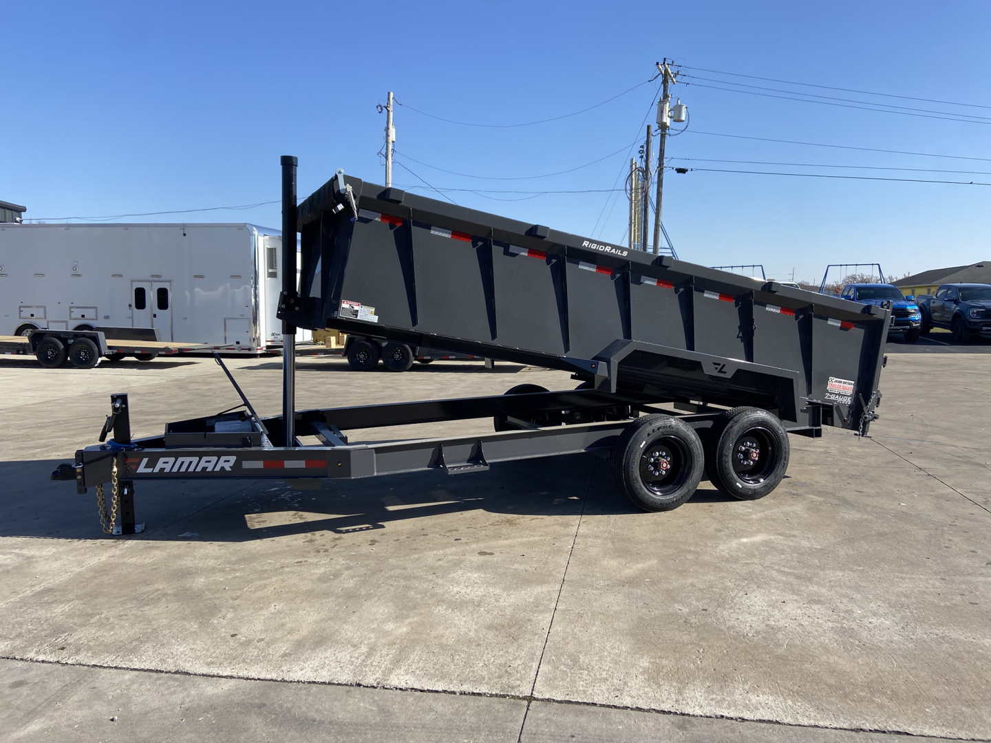 New Lamar Dump Trailer 16'