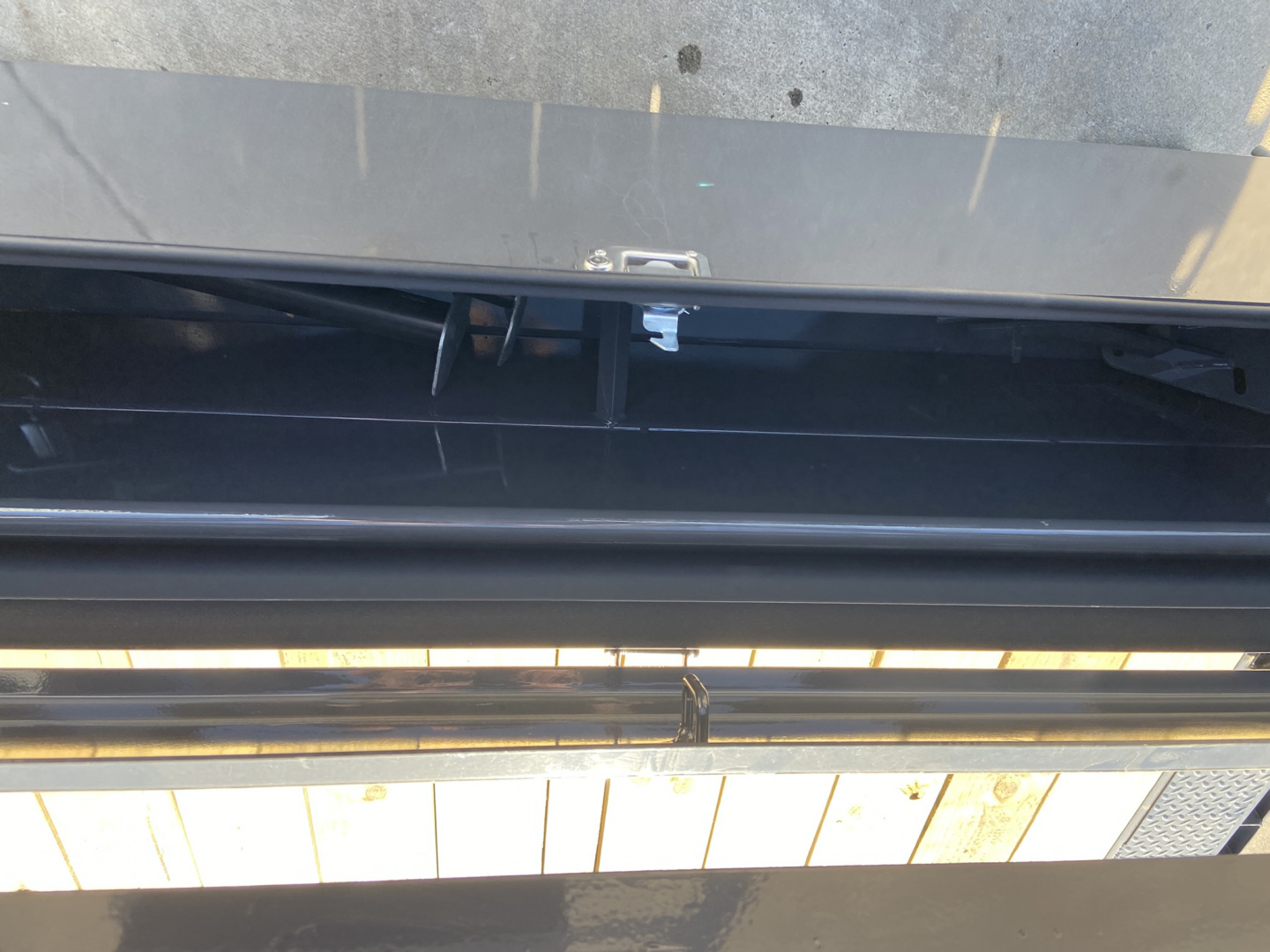 New Lamar 21K Equipment Trailer 40'