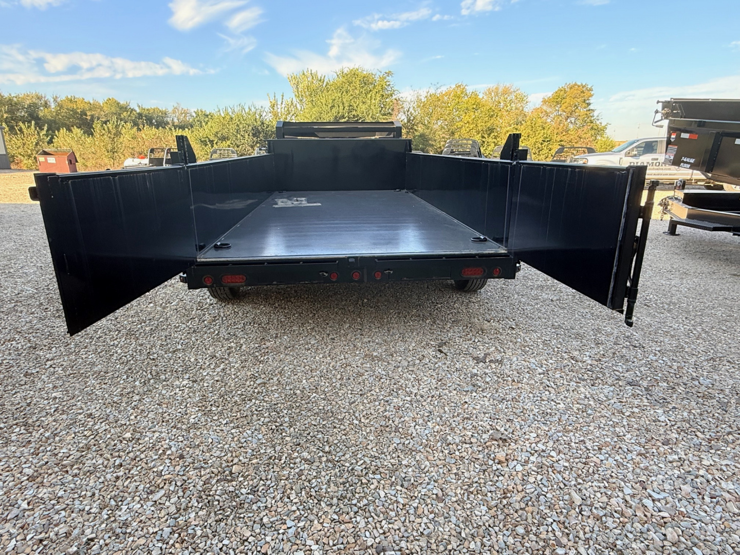 New 2026 Diamond T 83in x 14ft GVWR 14K Lo Pro Dump Trailer