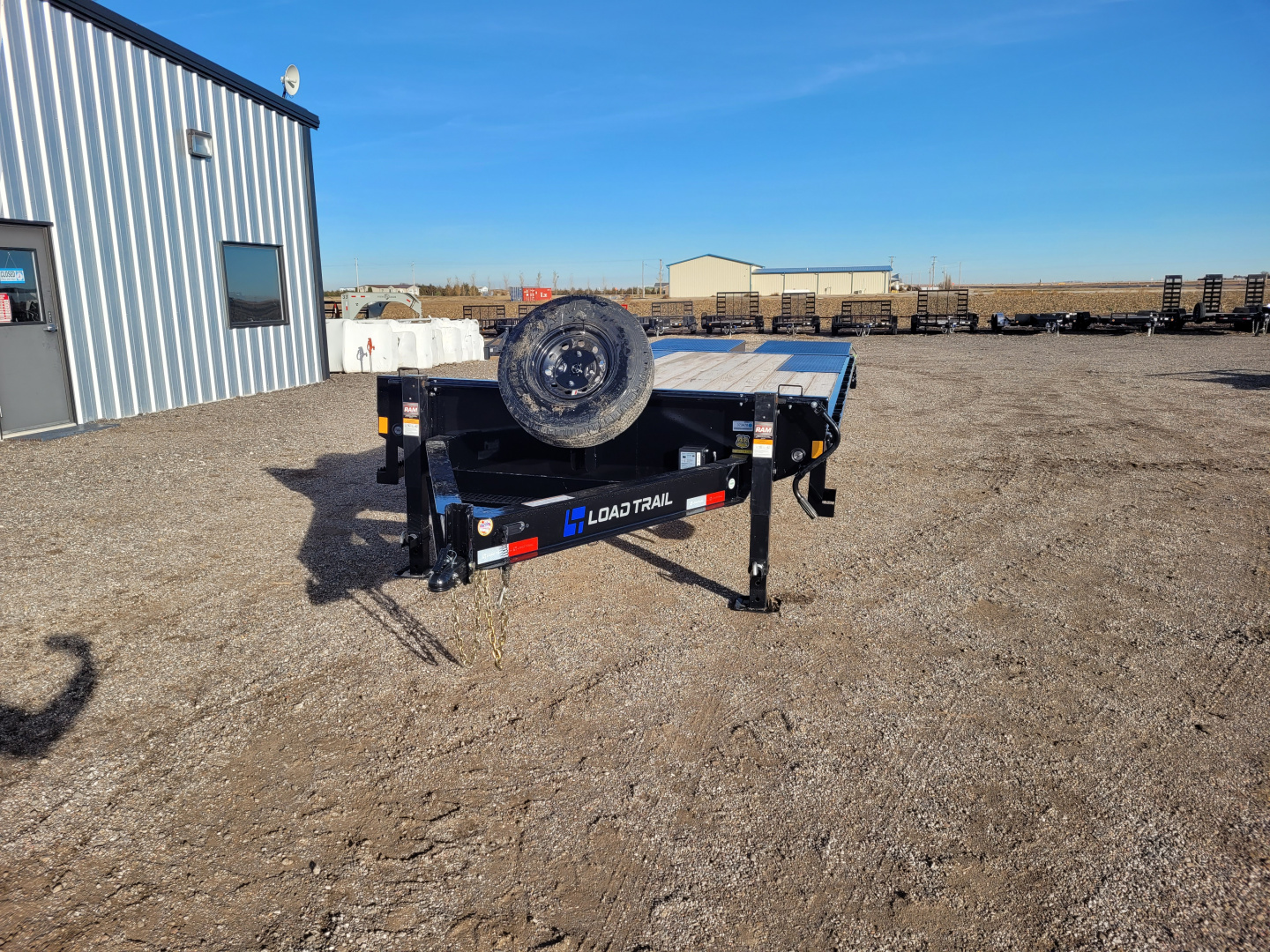 New 2026 Load Trail 102"x25' BP Deckover Trailer W/Max Ramps
