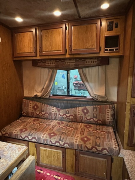 Used 2010 Trails West 8x13 LQ 4 Horse Classic