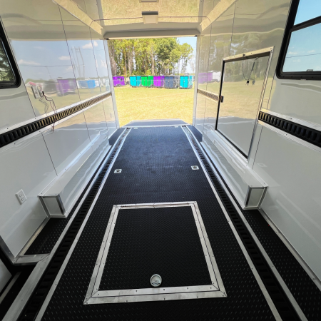 New 8.5X24TA3 Silver Frost Race Ready Trailer