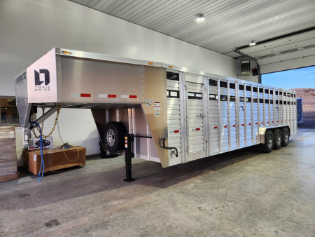 New 2026 Duralite 30' Gooseneck Stock Trailer 14K
